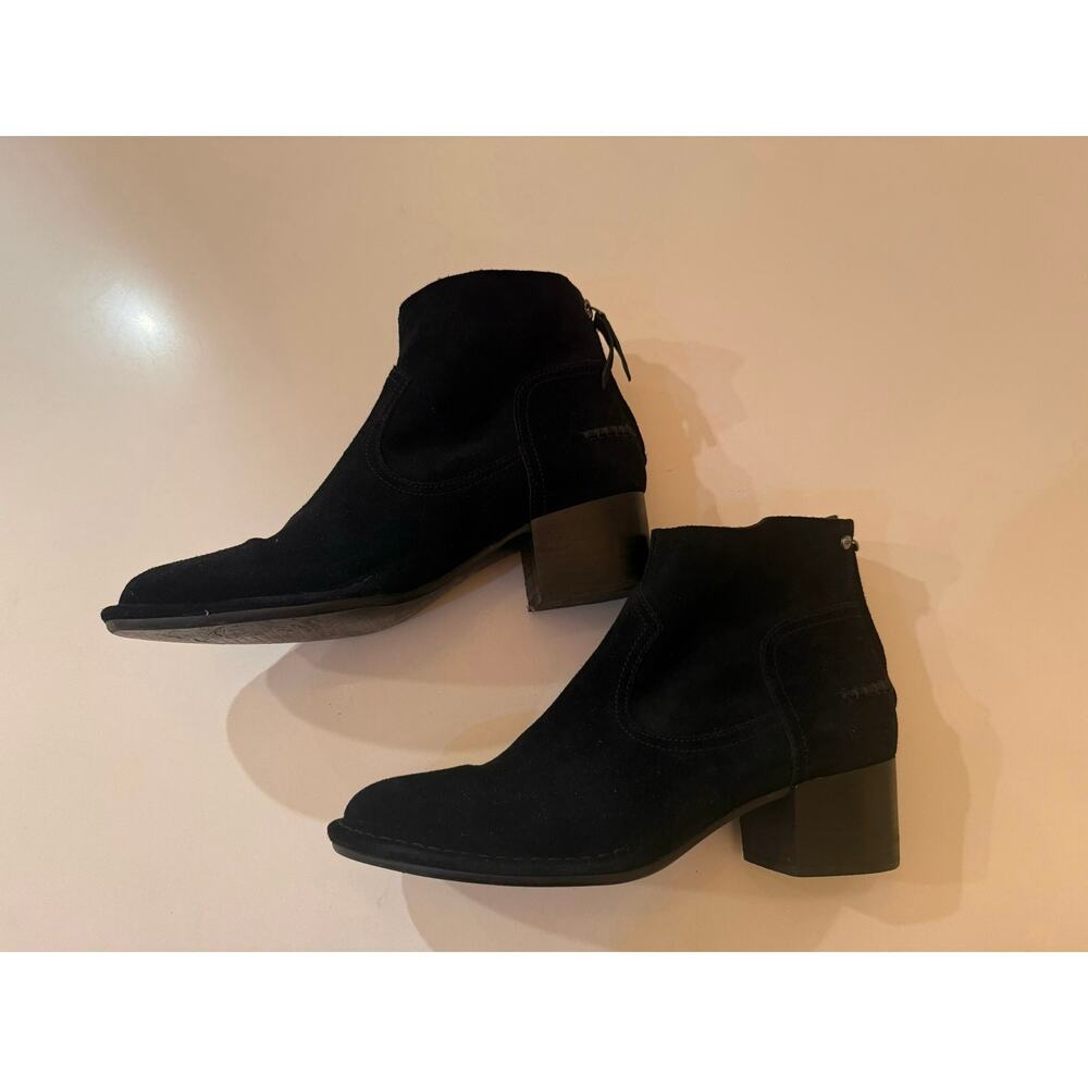 UGG Bandera Black Suede Women’s Booties Size 9